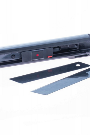 Nóż do tapet 18mm BLACK Motive