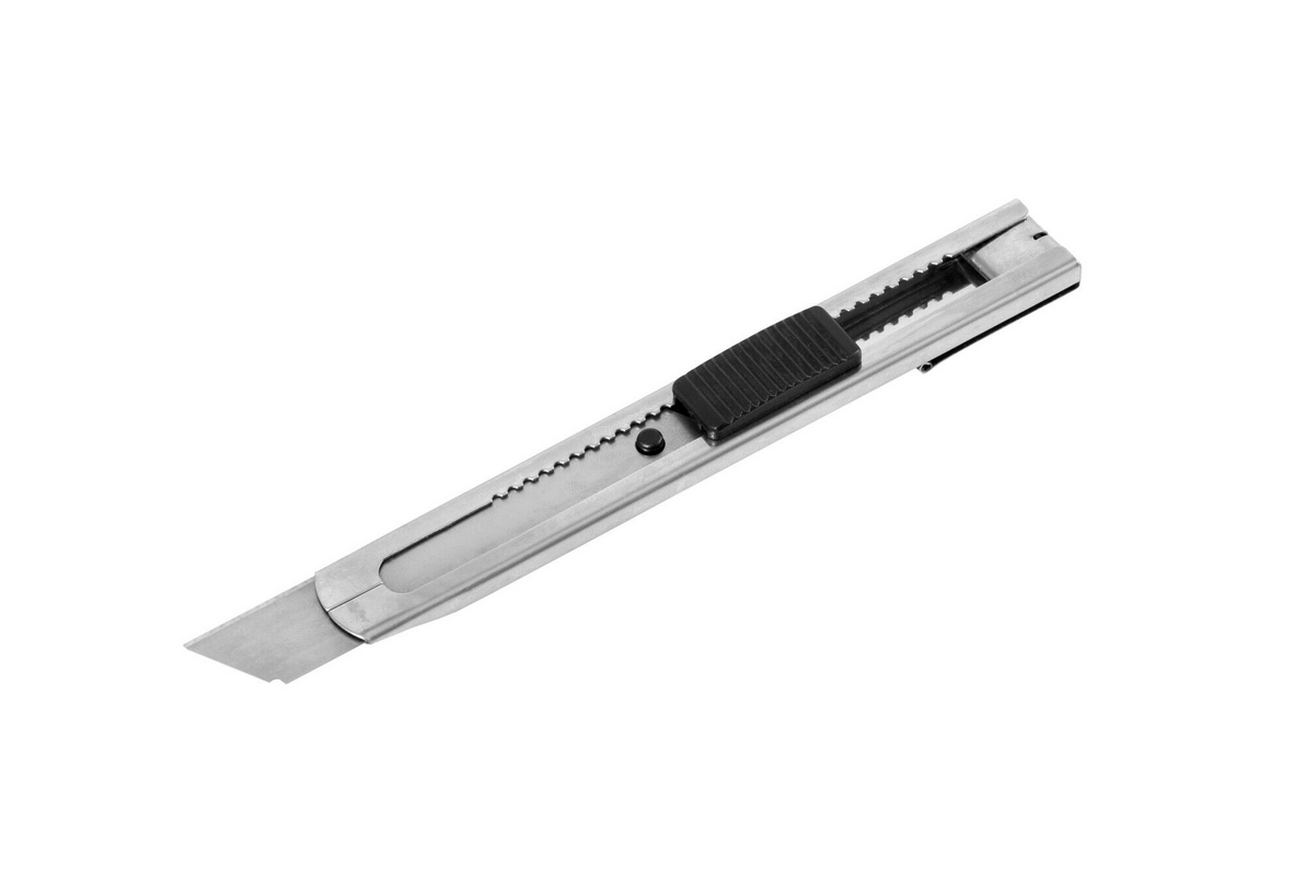 Nóż uniwersalny 18mm 1 ostrze